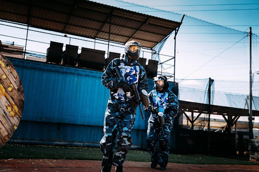 Paintball in Tschechien – Action, Teamgeist und echtes Erlebnis in Prag Paintball in Tschechien